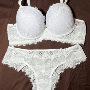 Conjunto em Renda Branco